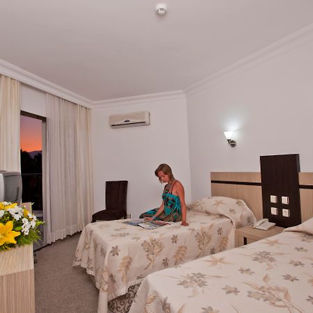 Monte Carlo Hotel Аланя Екстериор снимка