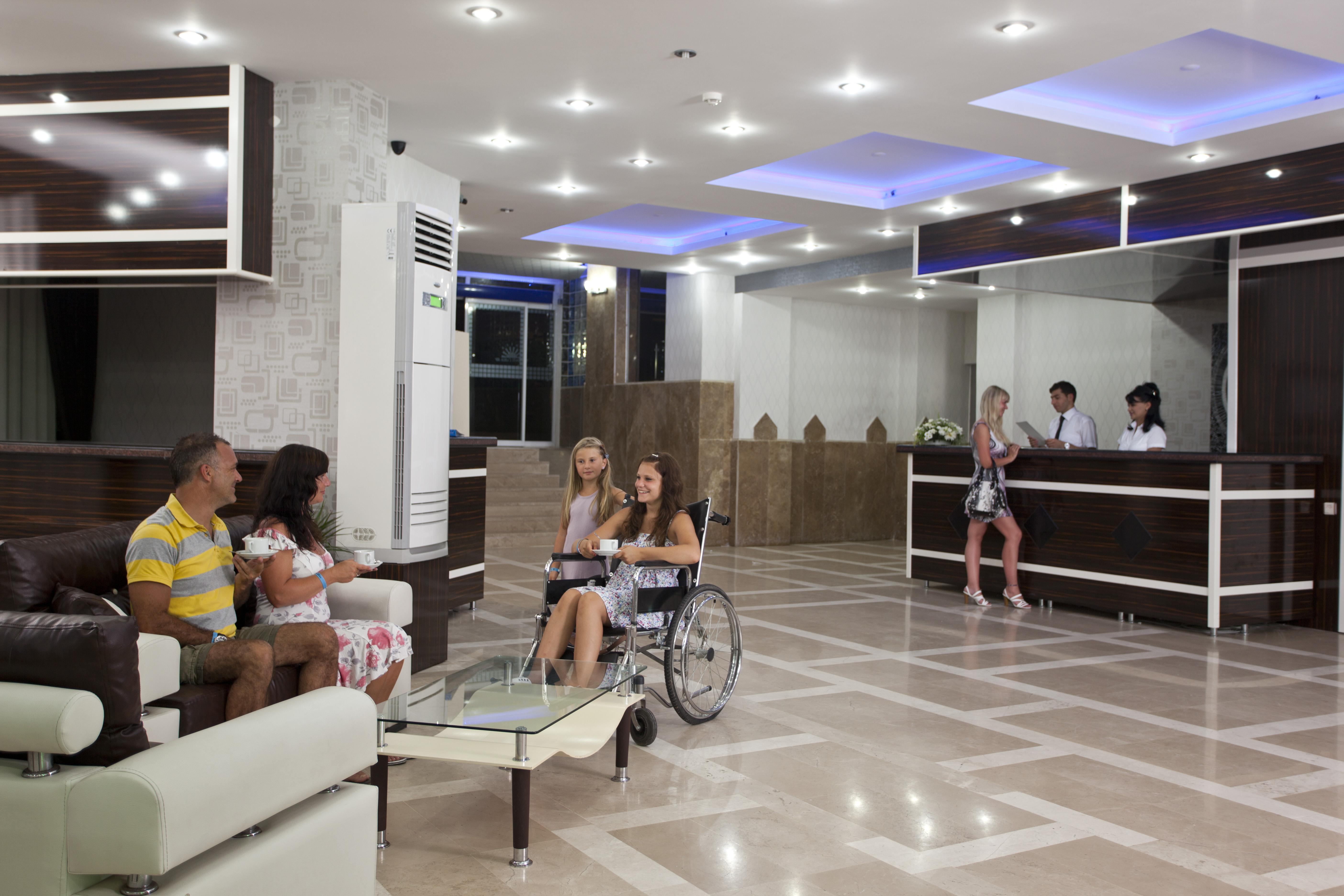 Monte Carlo Hotel Аланя Екстериор снимка