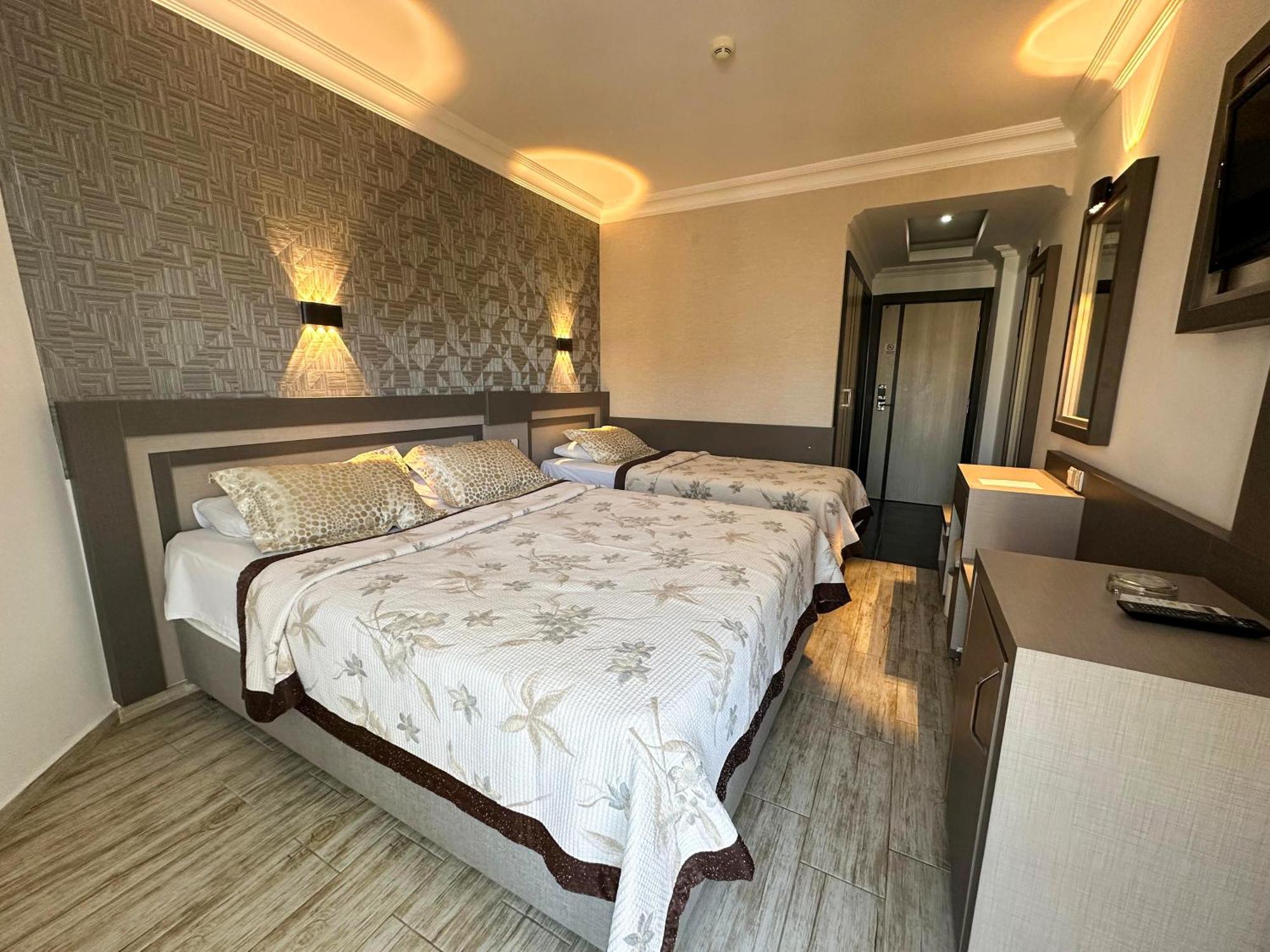Monte Carlo Hotel Аланя Екстериор снимка