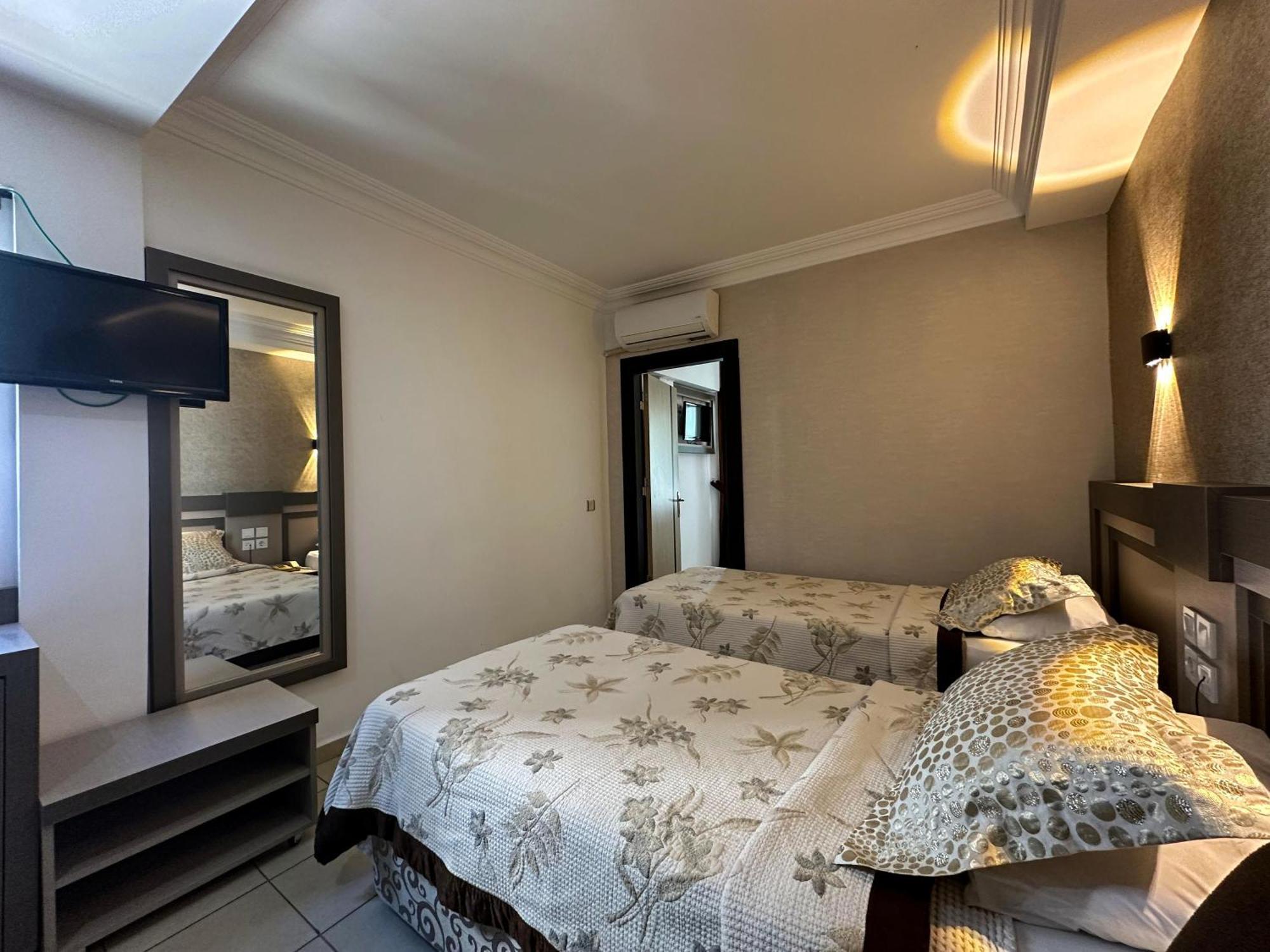 Monte Carlo Hotel Аланя Екстериор снимка
