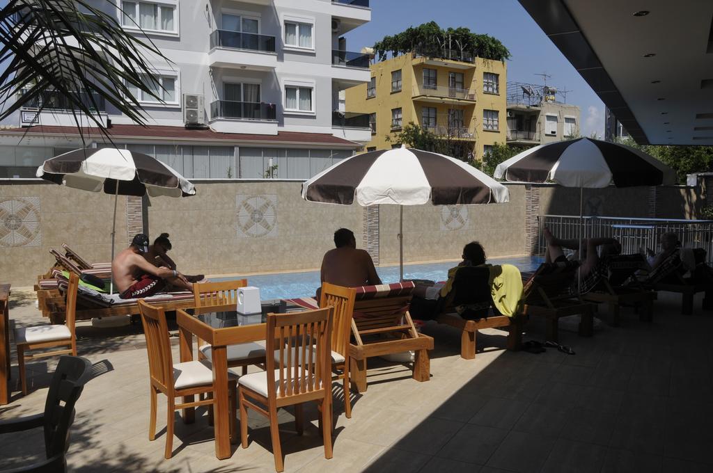 Monte Carlo Hotel Аланя Екстериор снимка